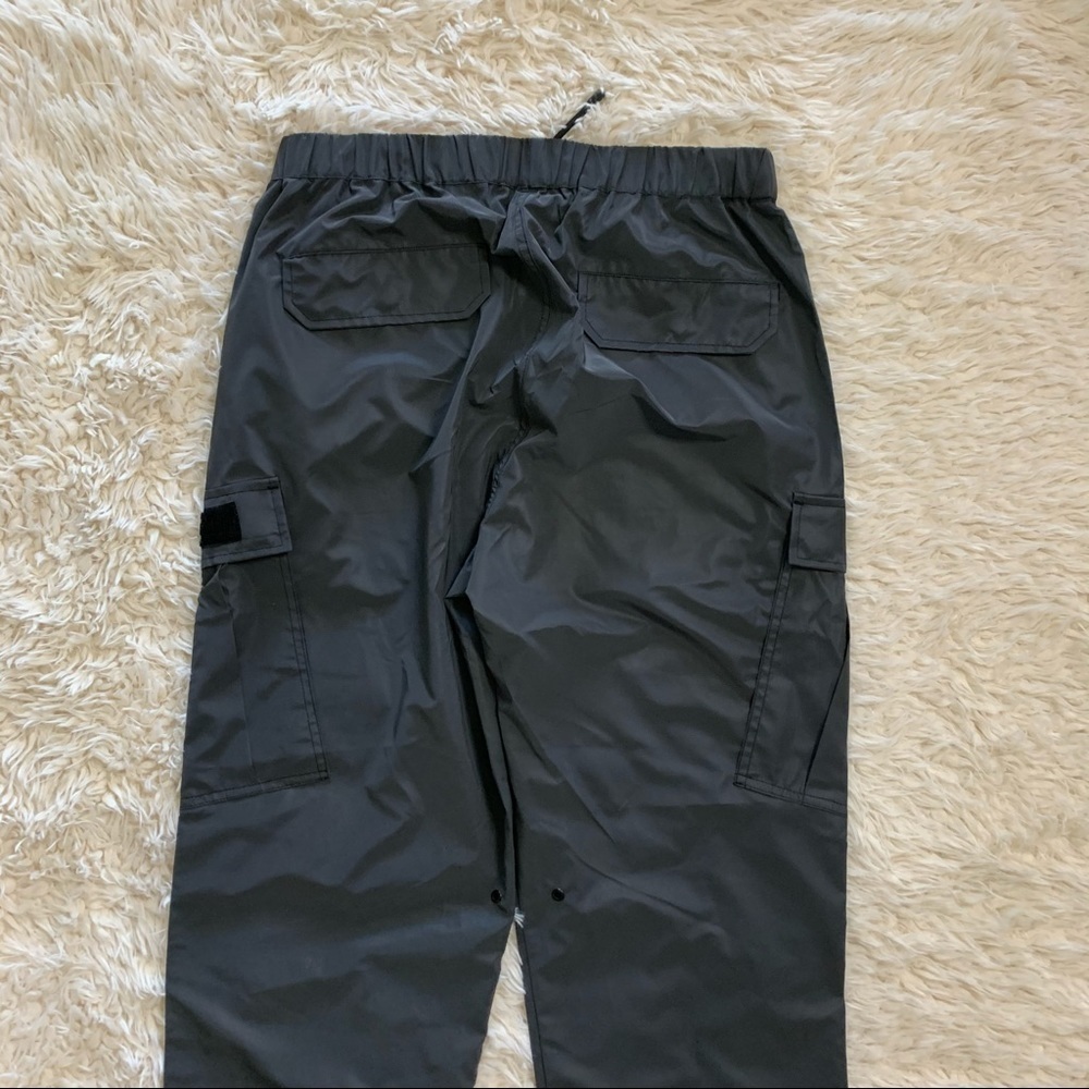 Men’s Black Cargo Pants - Picture 9 of 16